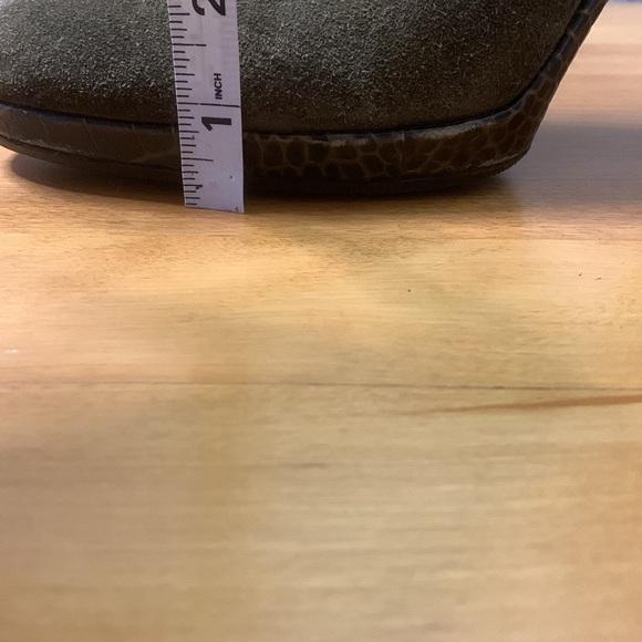 MICHAEL Michael Kors Suede Croc Leather Platform Heels EUC Womens Size 11M - Picture 8 of 11